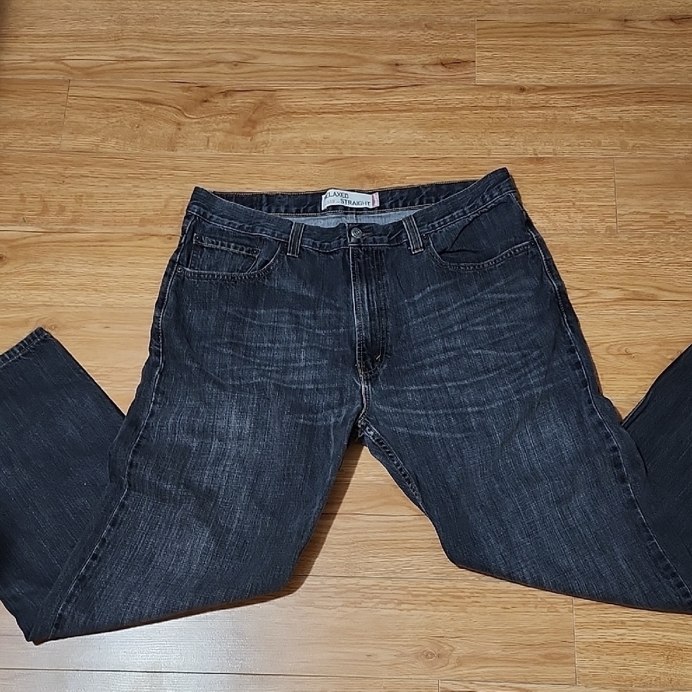 Signature by Levi Strauss Men's 559 Charcoal Relaxed Straight Jeans 38x32